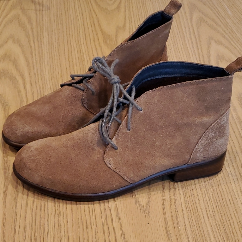 *LIKE NEW* NAOT Suede Brown Bootie Boots